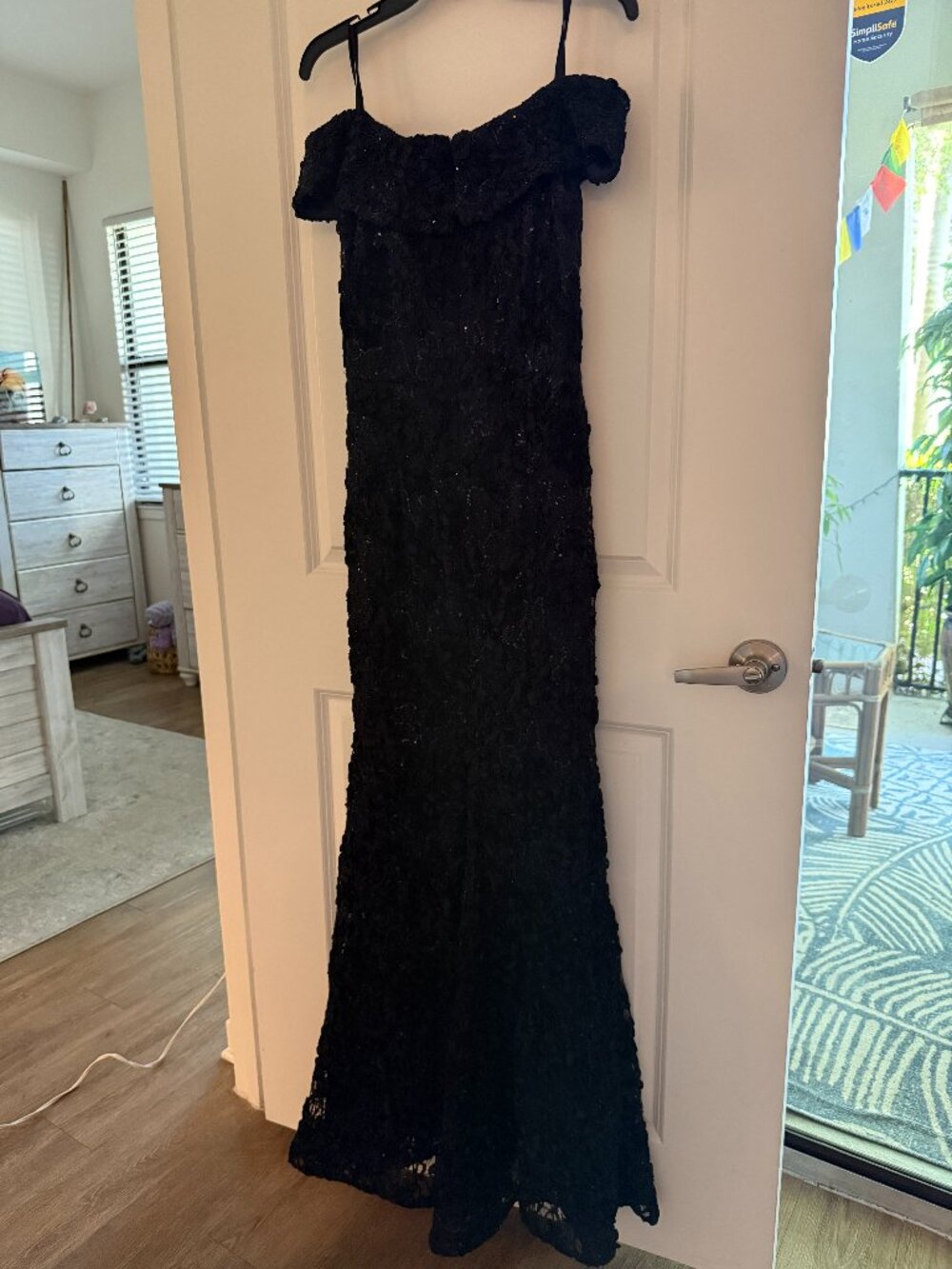 Black/Blue Elegant Sequined Gown